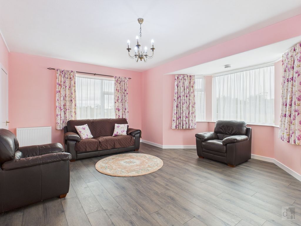 Property photo 3 of 31