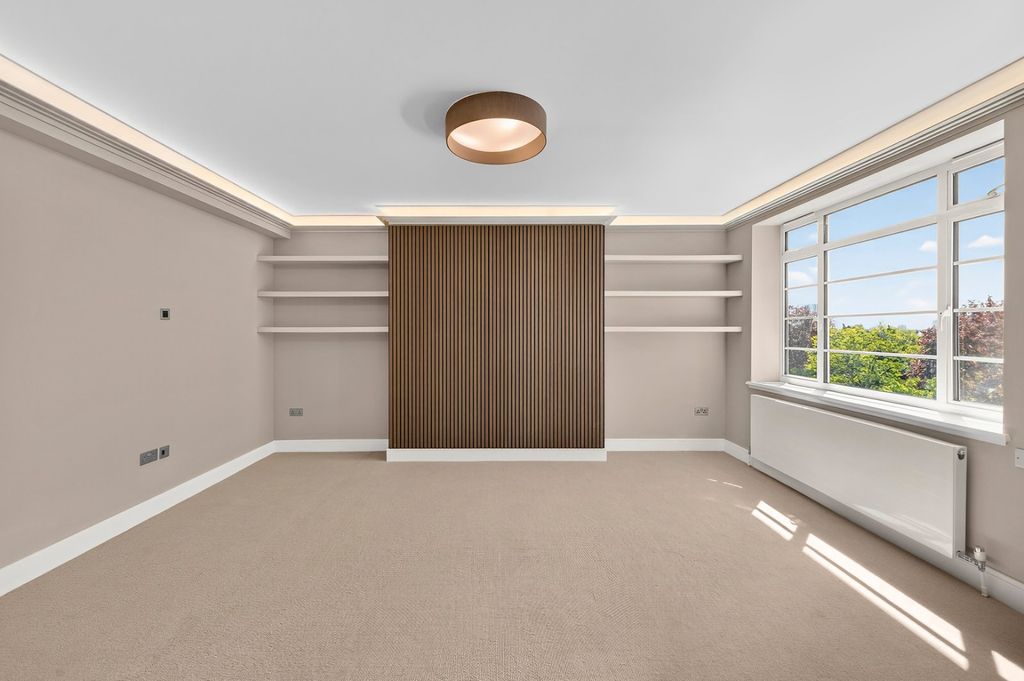 Property photo 3 of 14 Picture No. 07