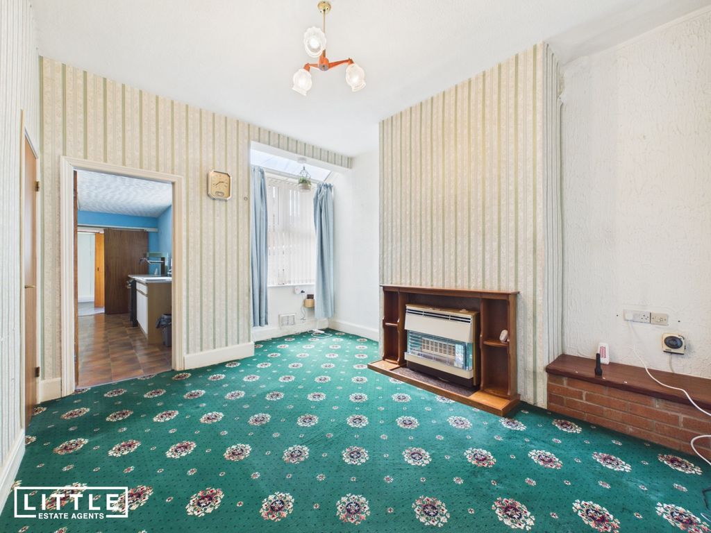 Property photo 3 of 16 Photo 2