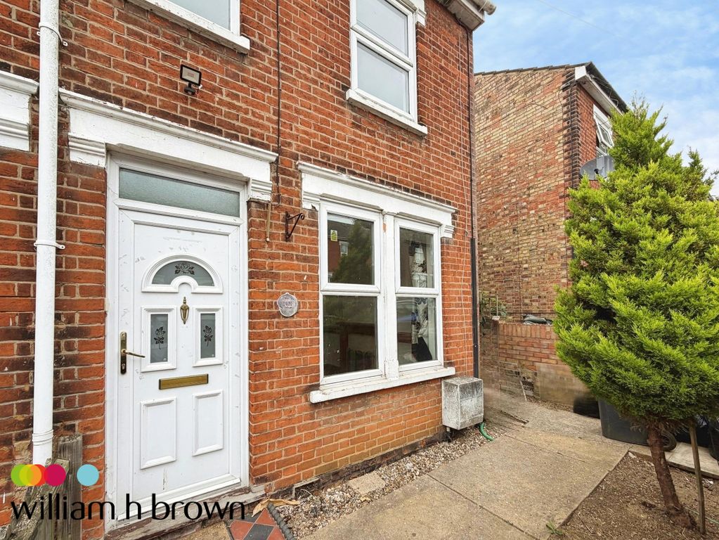 Property photo 1 of 12 Front