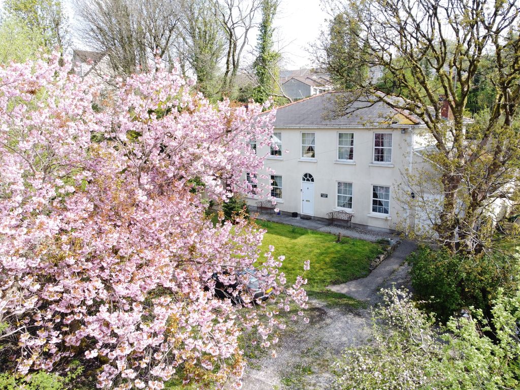 Property photo 1 of 23