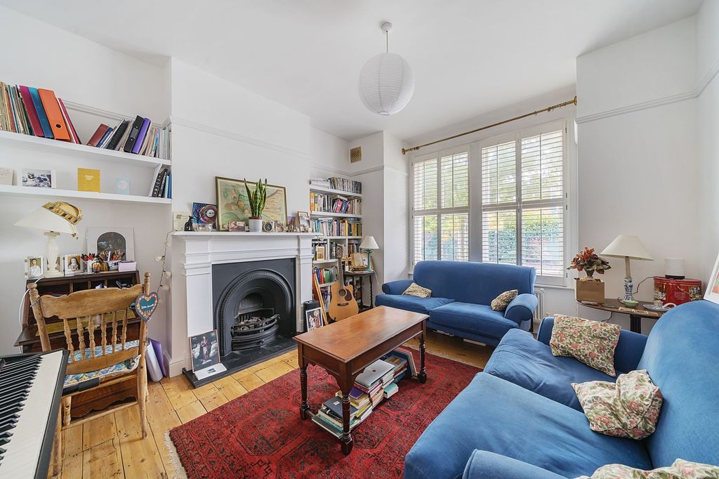 Property photo 1 of 16