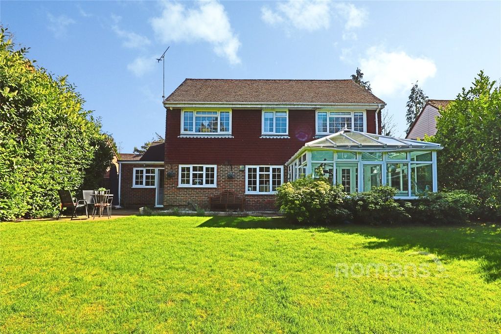 Property photo 2 of 18 Picture No. 36