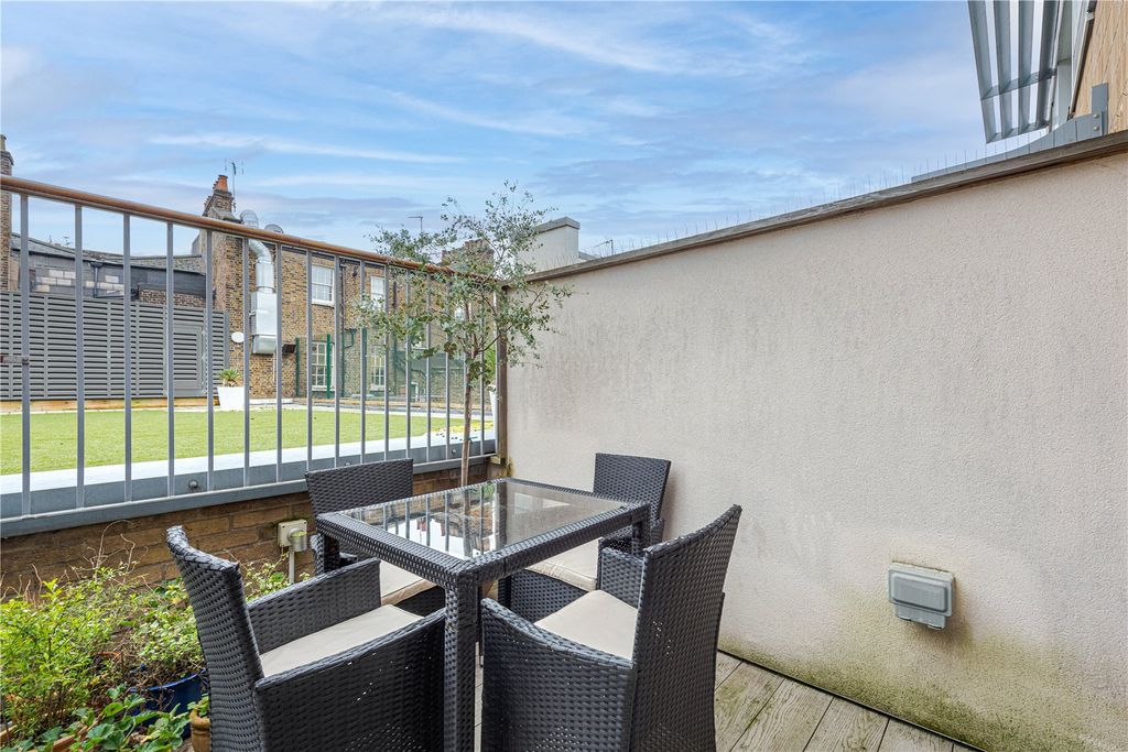 Property photo 3 of 13 Picture No. 05
