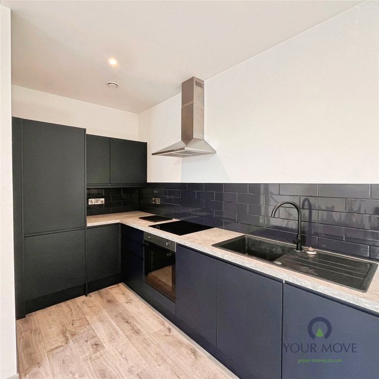 Property photo 2 of 9 Kithcen