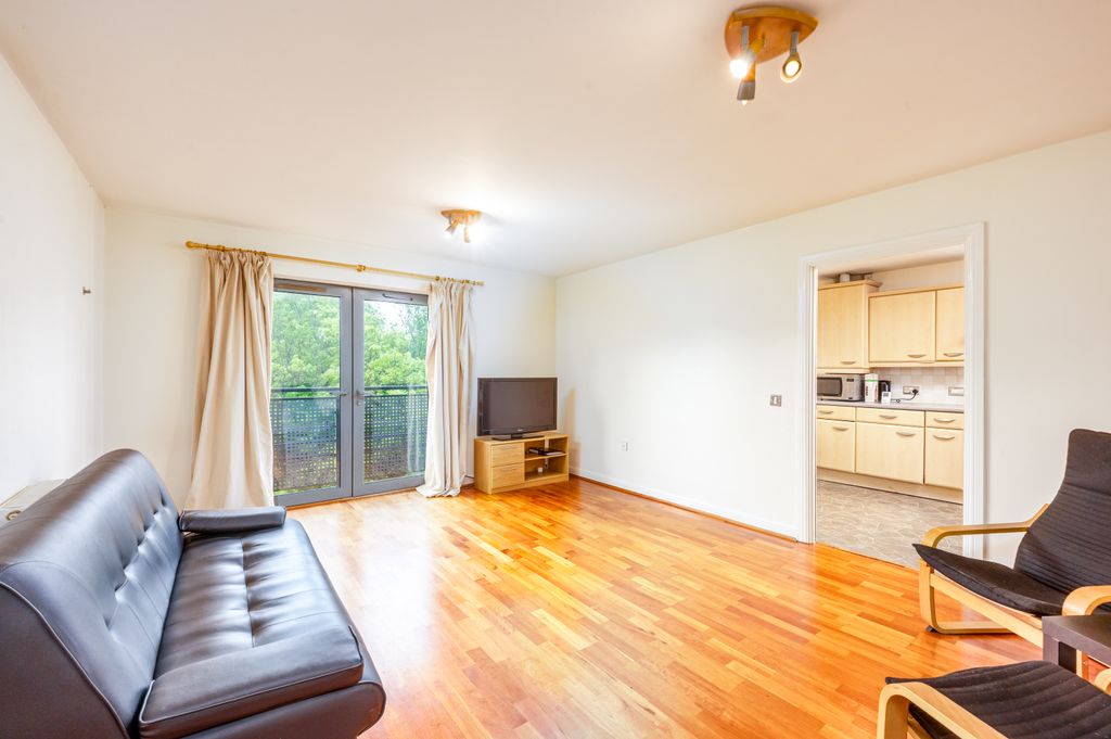 Property photo 1 of 23 15