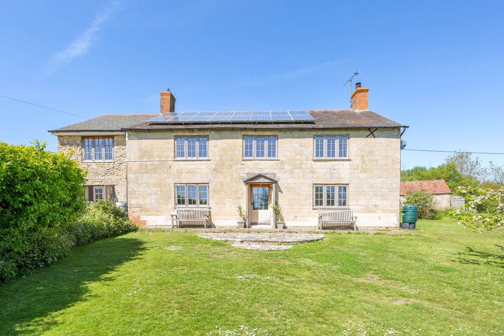 Property photo 1 of 25