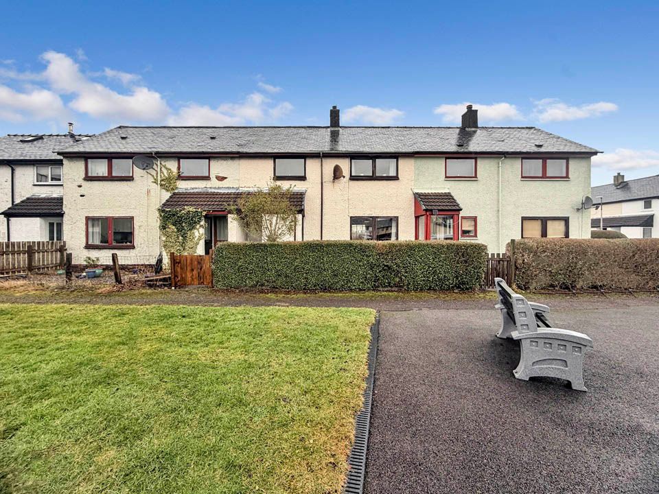 Property photo 3 of 42