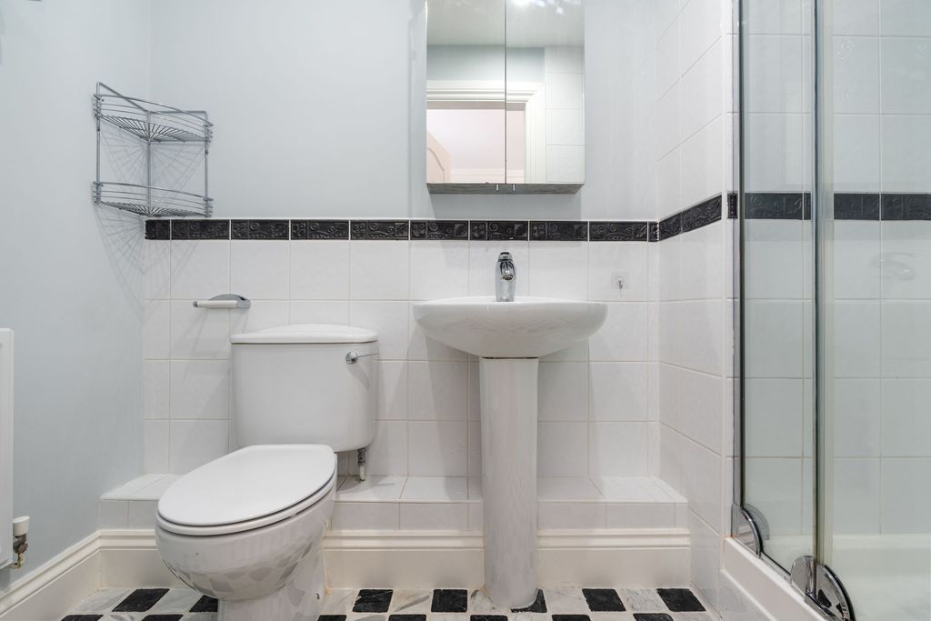 Additional image 12 of 2 bed flat for saleSecond Floor Apartment, Douglas Head Apartments, Douglas IM1