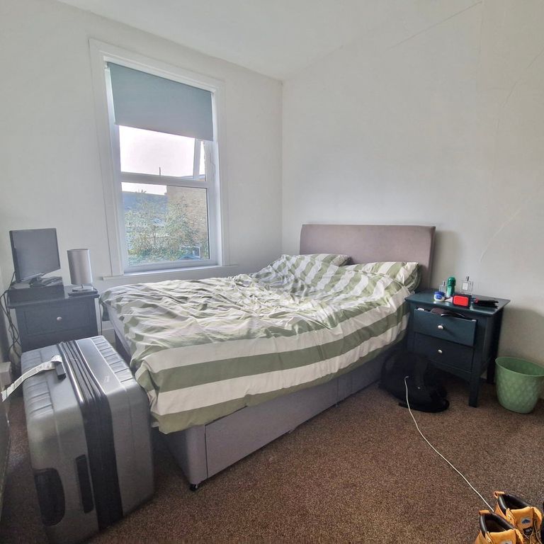 Property photo 3 of 6 Picture 3