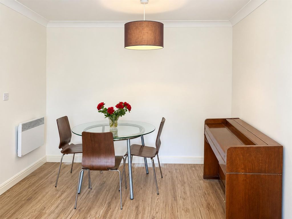 Property photo 3 of 9 Dining Area.Png