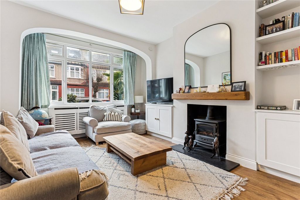 Property photo 2 of 18 Picture No. 05