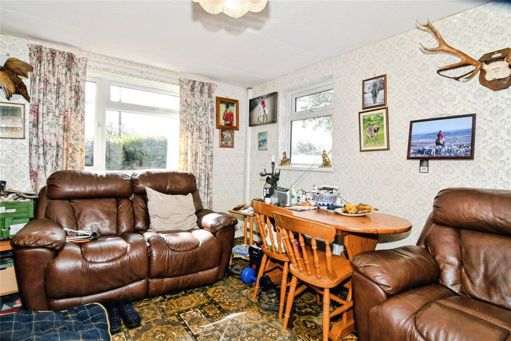 Property photo 3 of 15 Picture No. 16