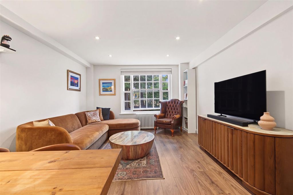 Property photo 2 of 13 2.Jpg