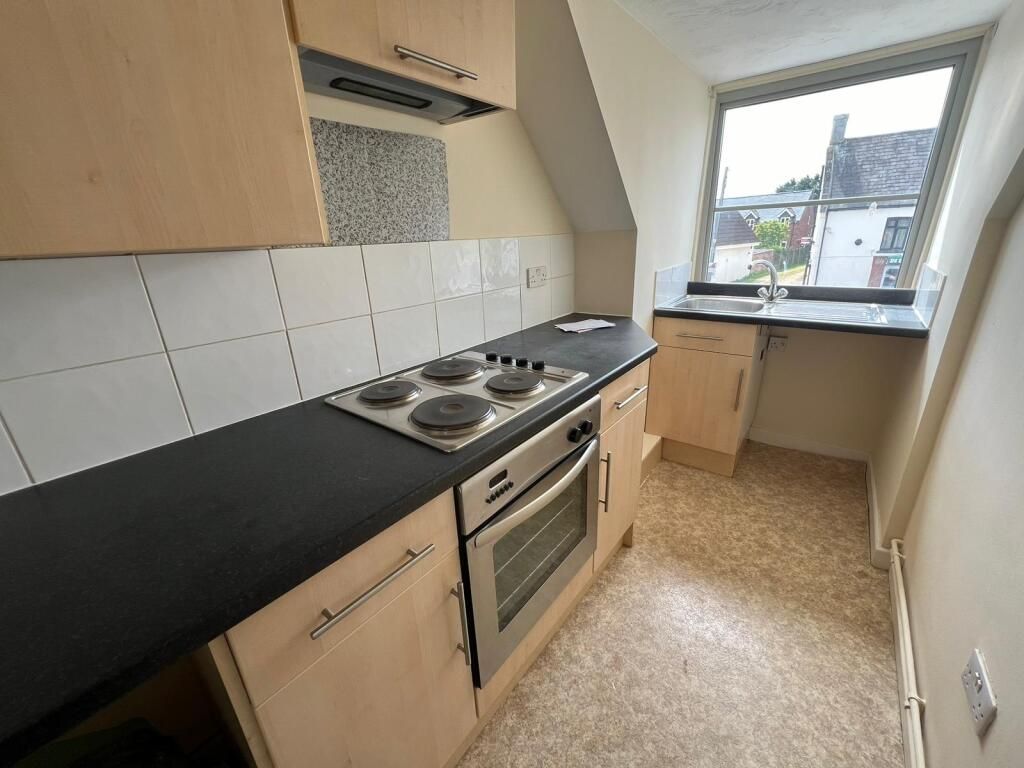 Property photo 1 of 5 Kitchen