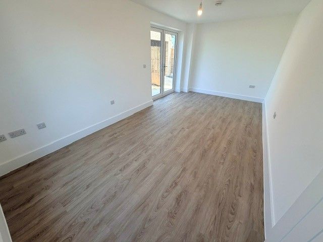 Property photo 2 of 10 Living Room