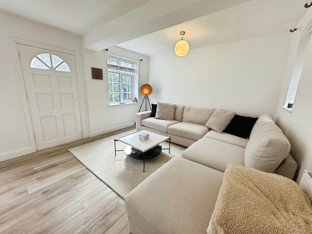 Property photo 3 of 19 Reception Room