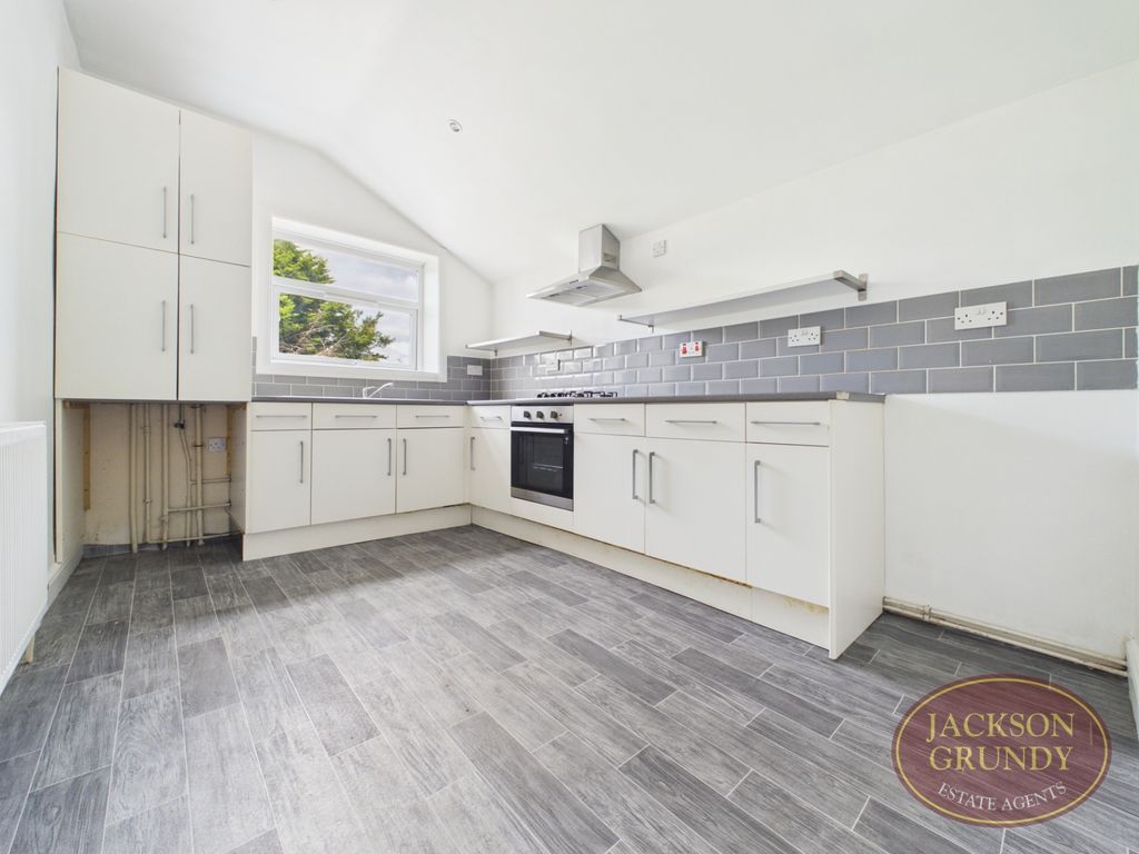 Property photo 1 of 6 Abington Avenue