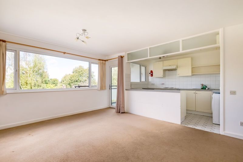 Property photo 2 of 15 Kitchen/Dining/Sitting Room