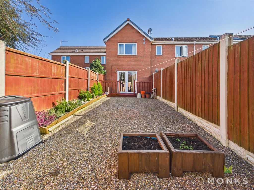 Property photo 2 of 12 Cam01348G0-Pr0795-Still012.Jpg