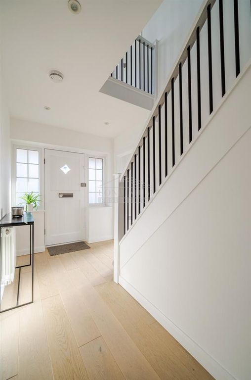 Property photo 2 of 15 94A25Aa7-8347-4c86-Ba24-123c5c9Ae830.Jpg