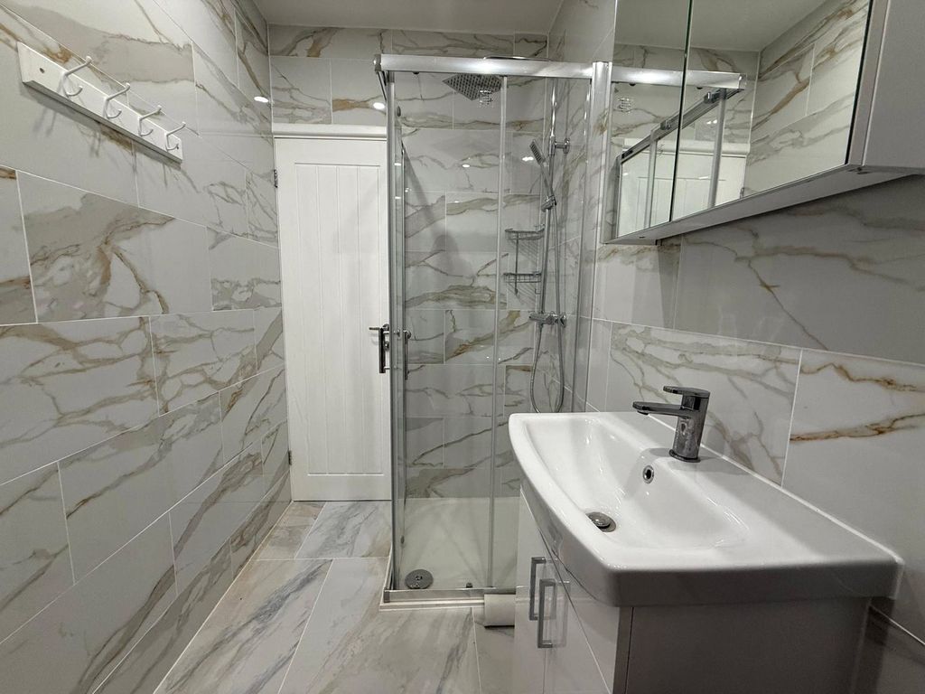 Property photo 3 of 3 Picture No. 03