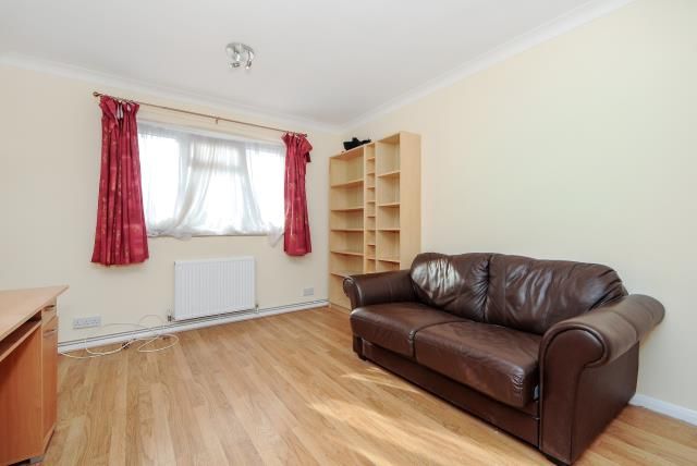 Property photo 3 of 9 5