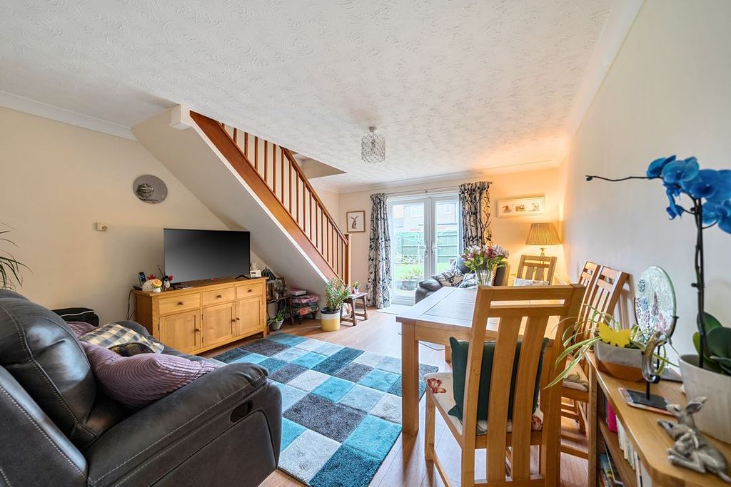 Property photo 3 of 17 138157418694283617c8B4