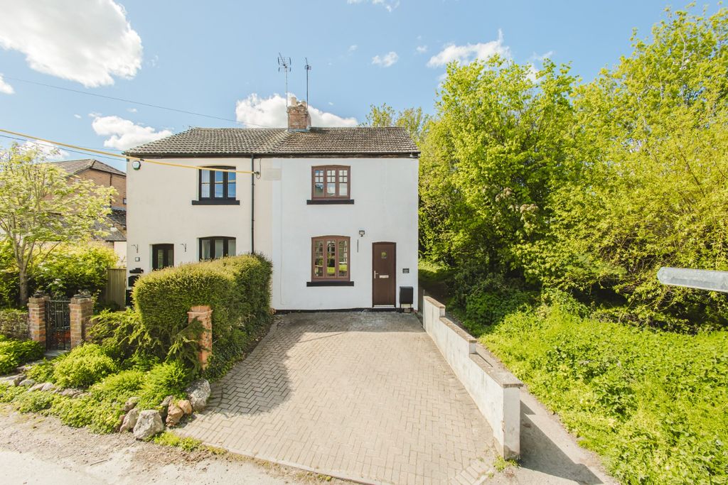 Property photo 1 of 27 4810240