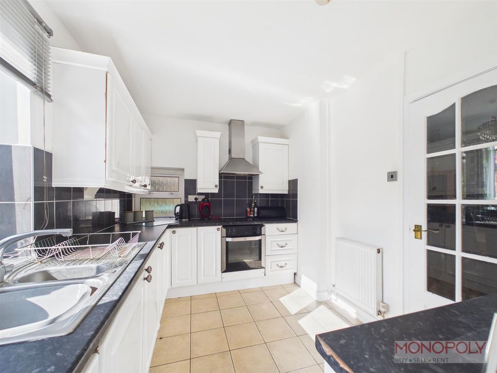 Property photo 2 of 15 Cam03815G0-Pr0435-Still003.Jpg