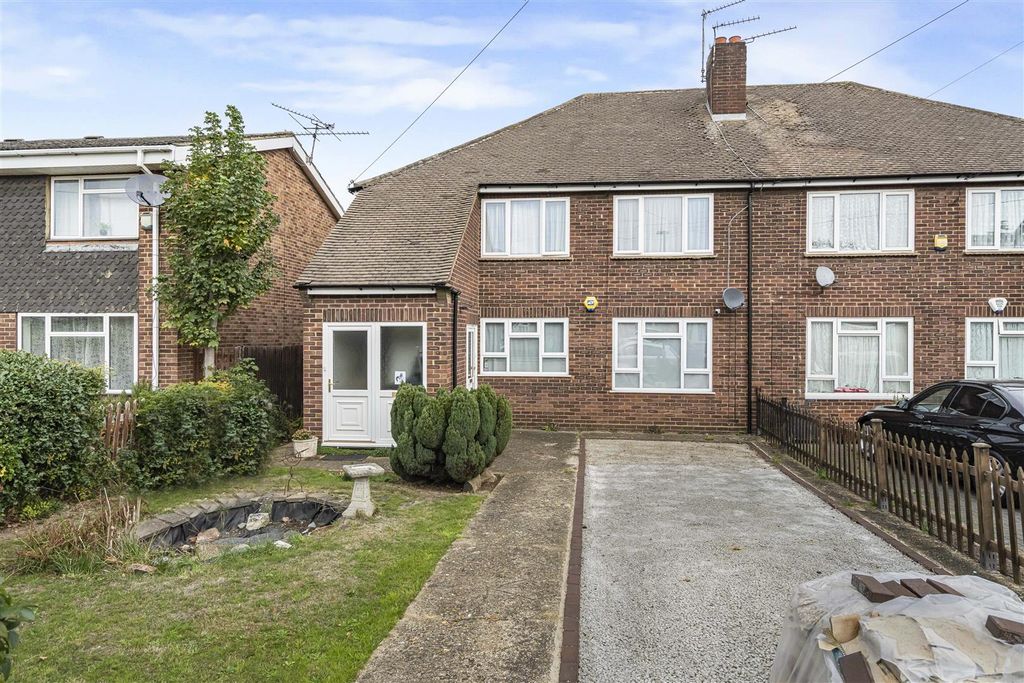 Property photo 1 of 10 12_64464.Jpg