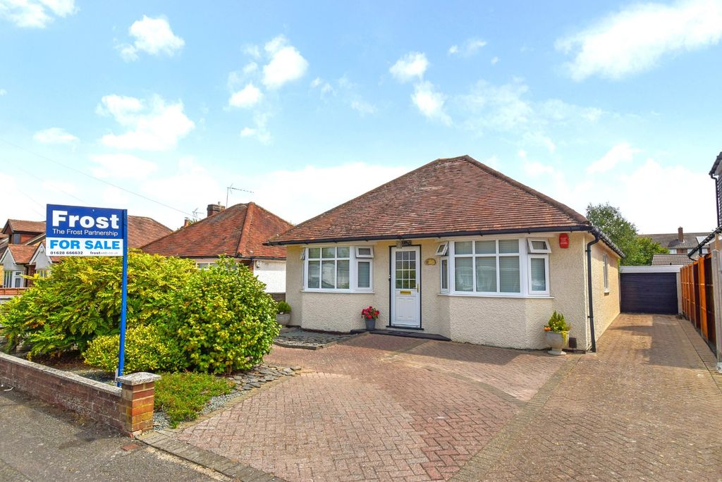 Property photo 1 of 15 External