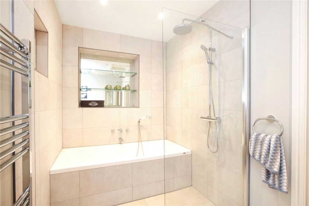 Additional image 15 of 3 bed flat to rentStratton House, 61 High West Street, Dorchester, Dorset DT1