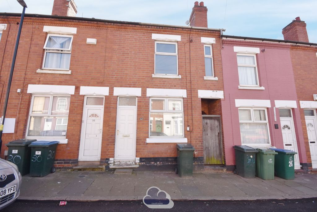 Property photo 1 of 8
