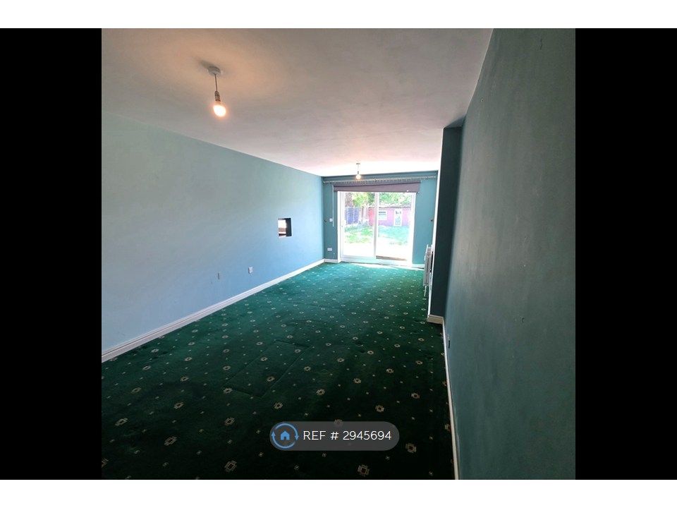 Property photo 3 of 23