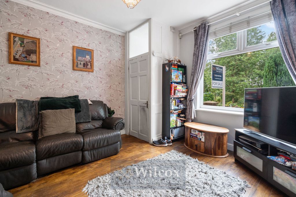 Property photo 3 of 19