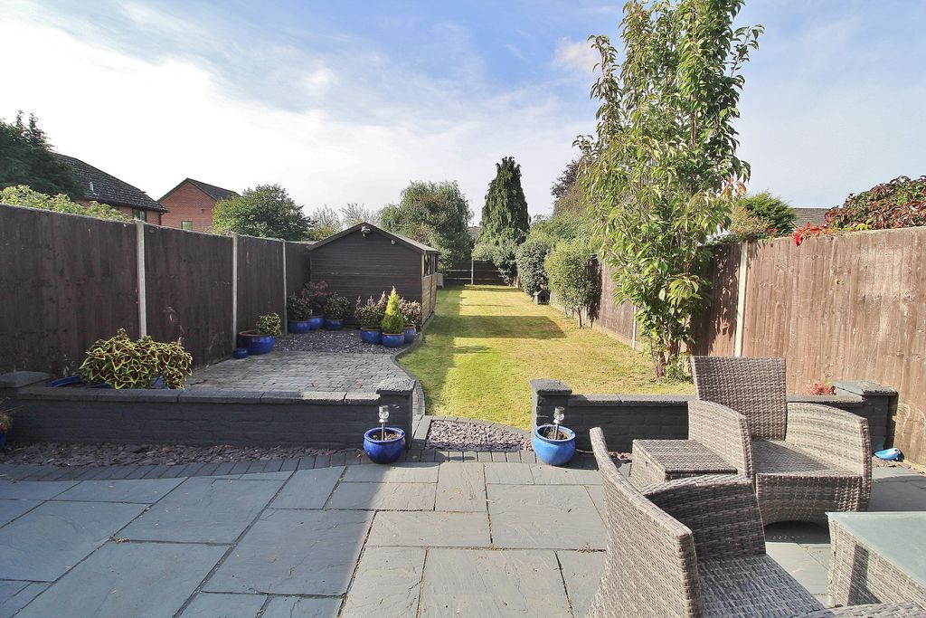 Property photo 2 of 22
