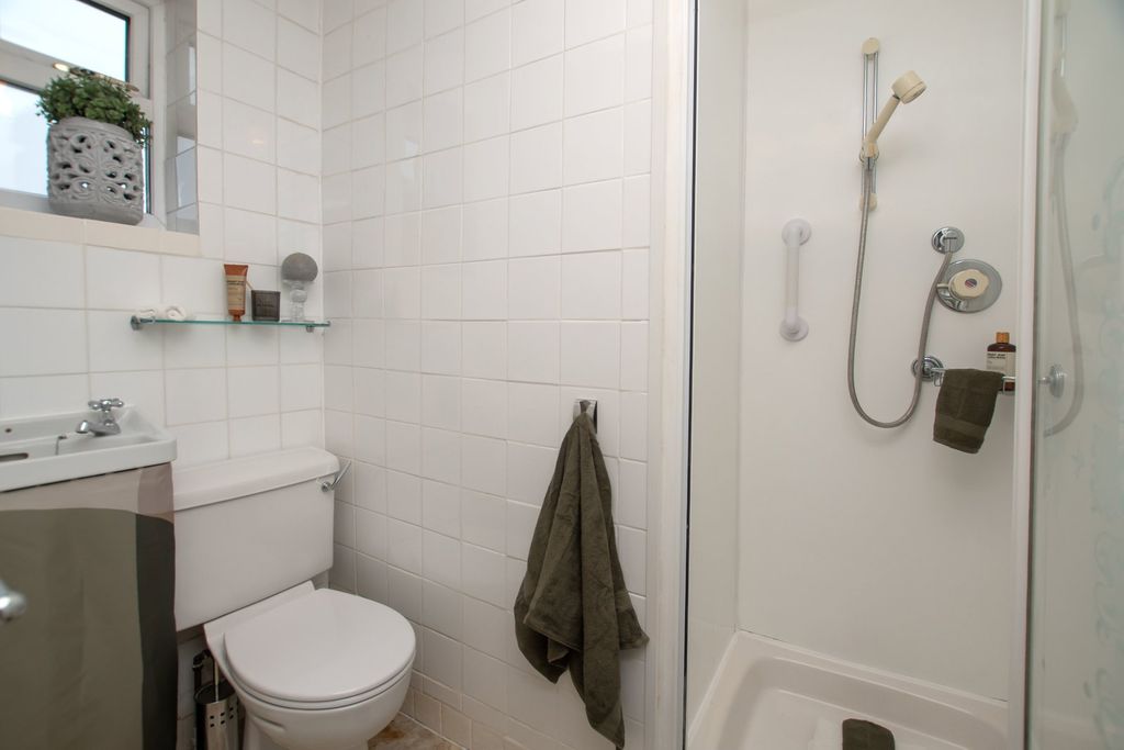 Additional image 19 of 4 bed detached house for saleWoodrow Park, Grimsby DN33