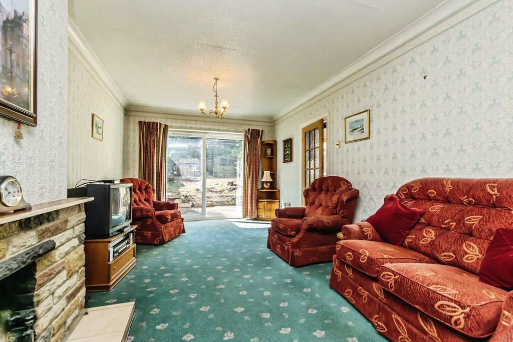 Property photo 3 of 27 Pbox-Img.Jpg
