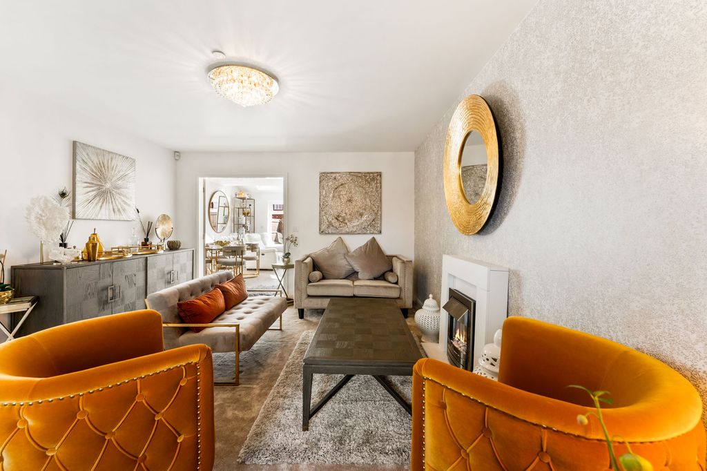 Property photo 3 of 39