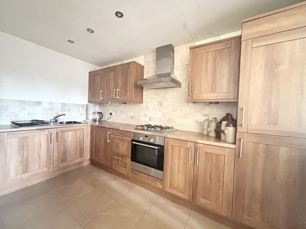 Property photo 2 of 21 Img_9879