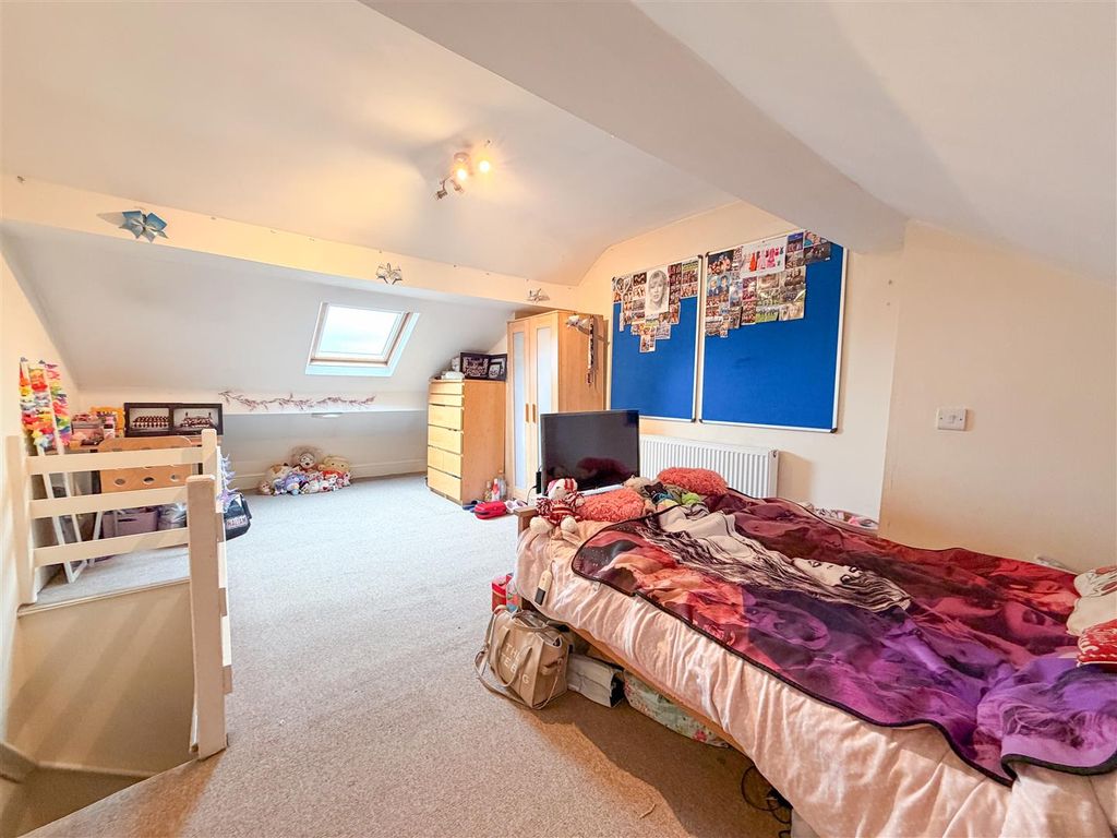 Property photo 2 of 6 Img_1369.Jpg