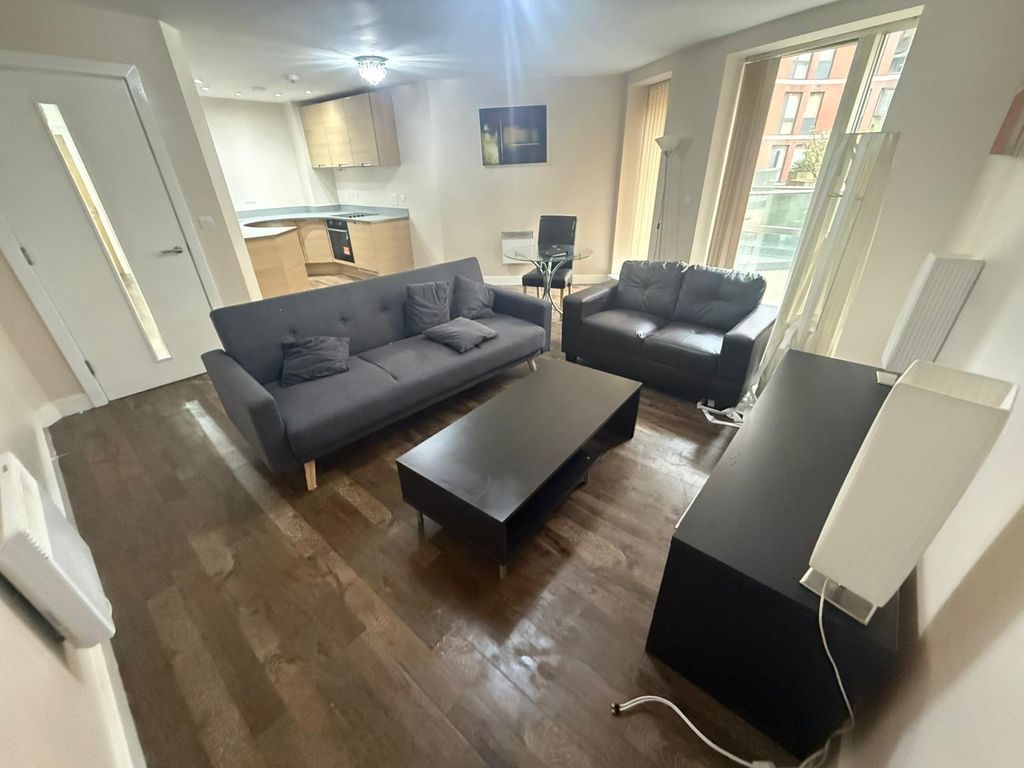 Property photo 2 of 14 Picture No. 17