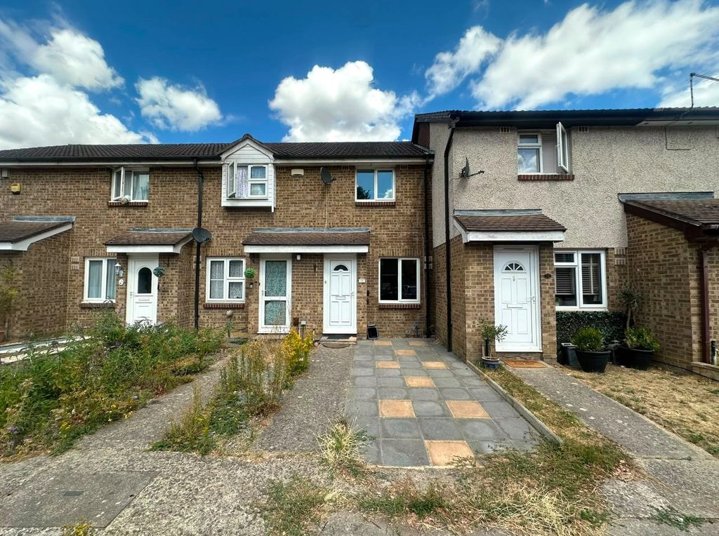Property photo 1 of 7 Outside View