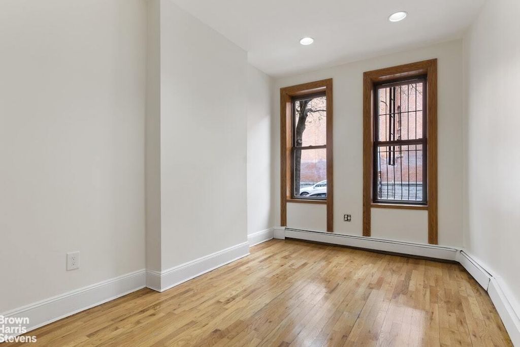 Property photo 3 of 7 <Alttext/>