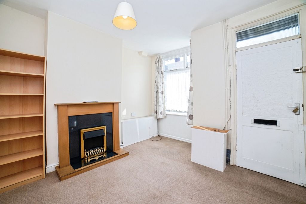 Property photo 2 of 15 Photo