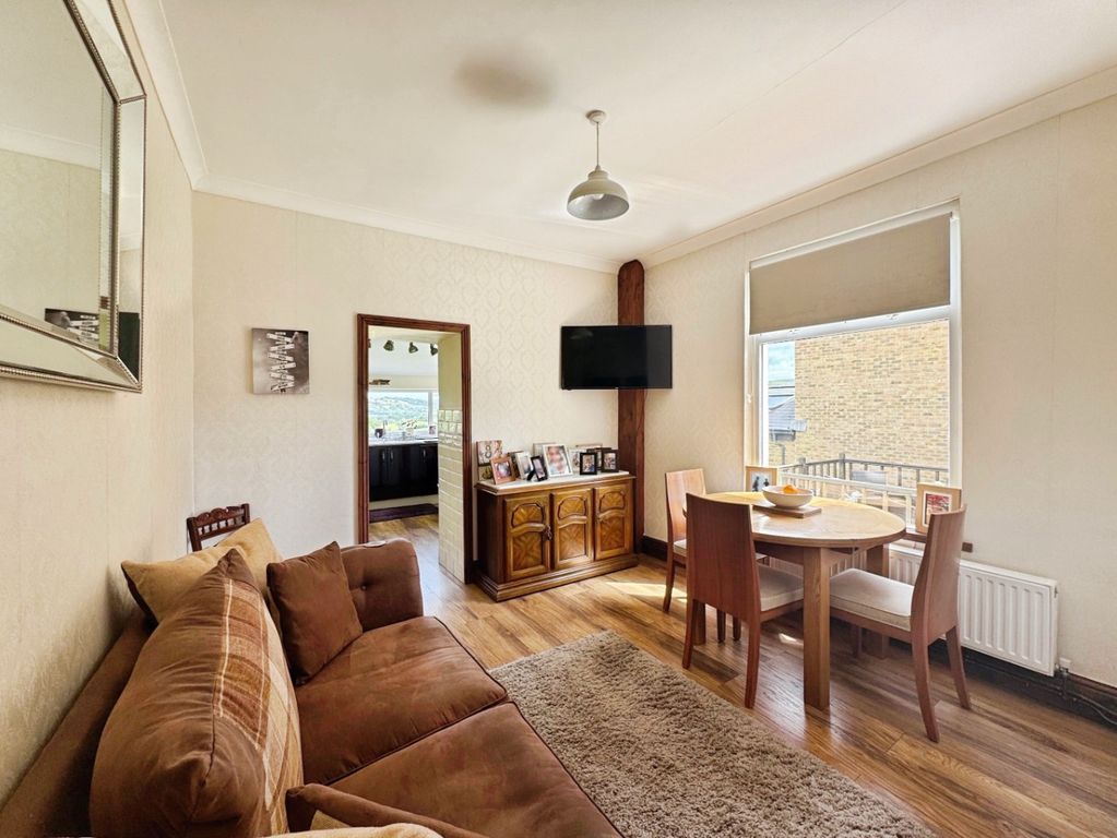 Property photo 3 of 36 4317665