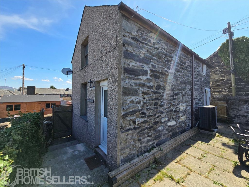 Property photo 1 of 15 Picture No. 16