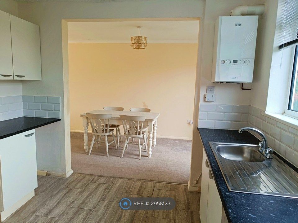 Property photo 3 of 20 Open Plan Kitchen Dinner