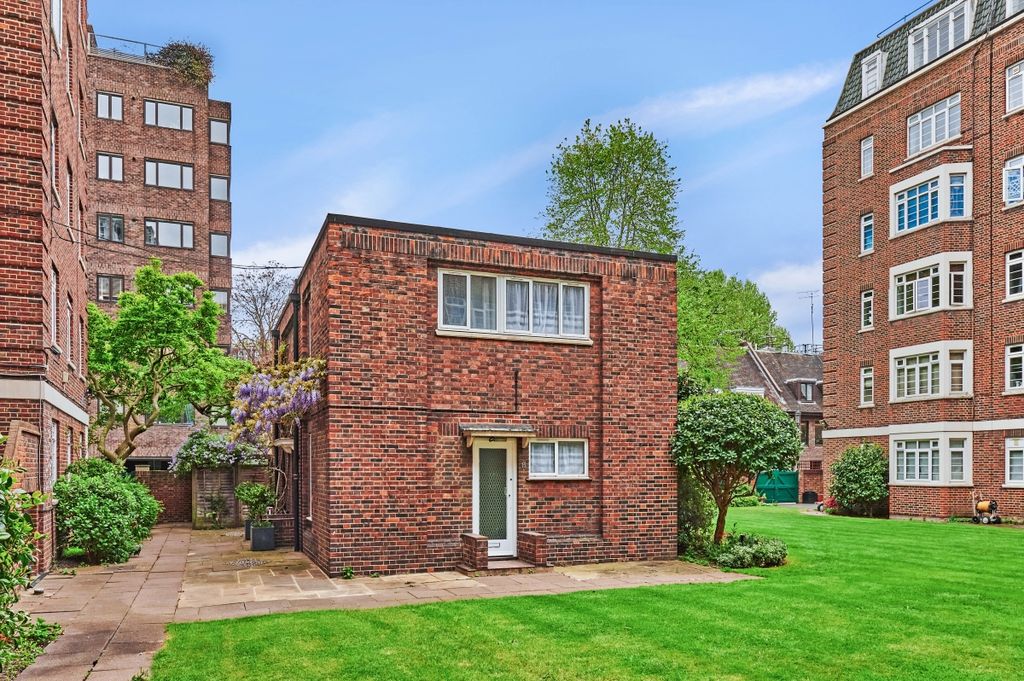 Property photo 2 of 7 Kfh_-_15_Logan_Place